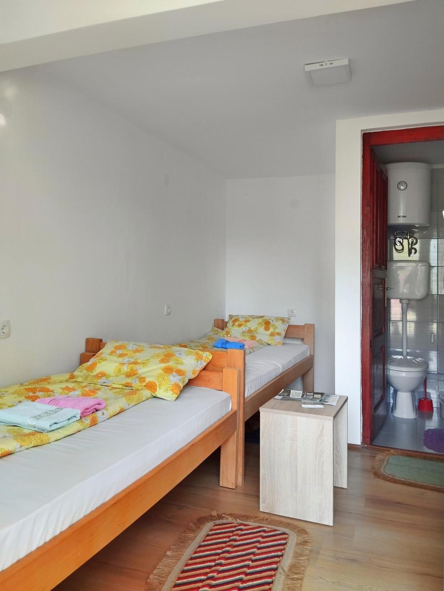 Guesthouse Mirkovic Плужине Экстерьер фото